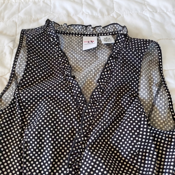 A/X  top - Picture 3 of 12